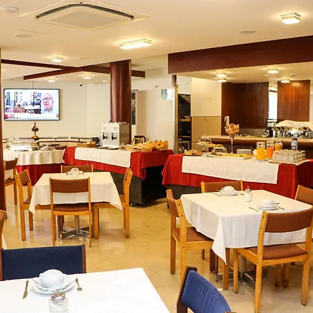 Dos Cavaleiros 3* توريس نوفاس