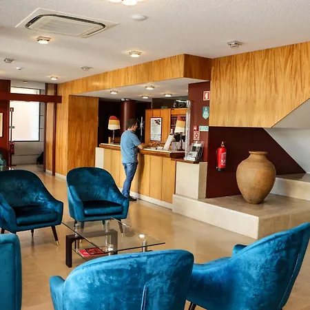 Otel Dos Cavaleiros 3*