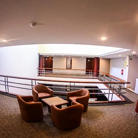 Dos Cavaleiros 3* توريس نوفاس