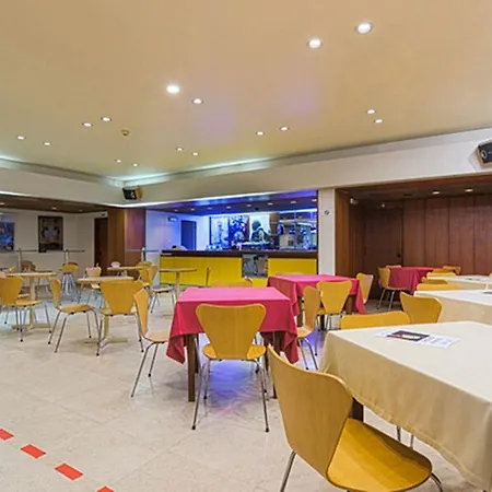 Dos Cavaleiros 3* توريس نوفاس