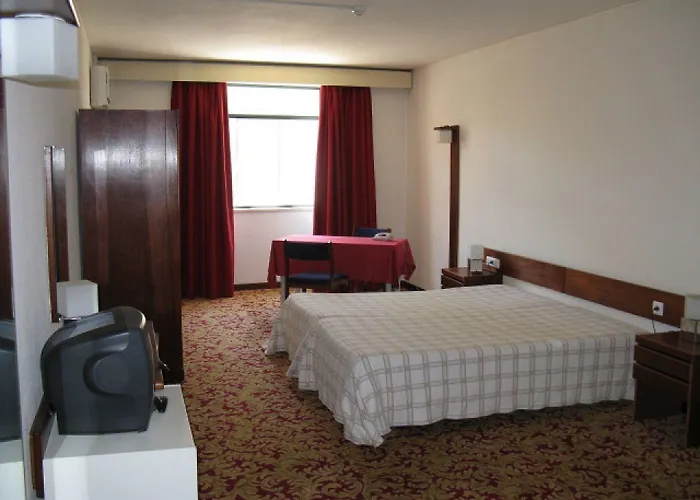 Dos Cavaleiros מלון טורס נובאס