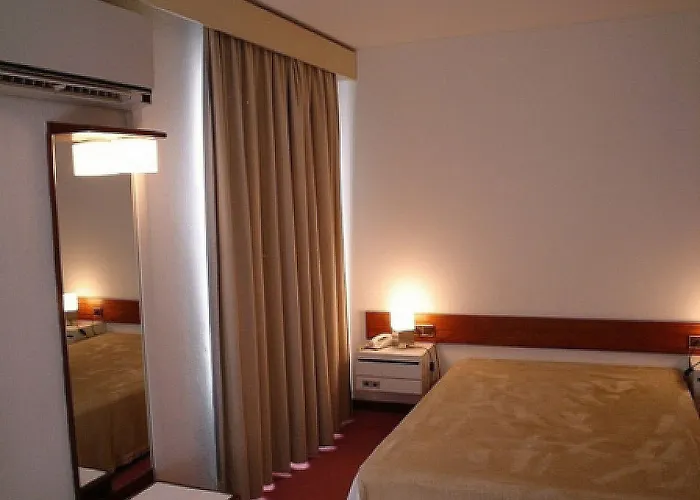 Hotel Dos Cavaleiros 3*