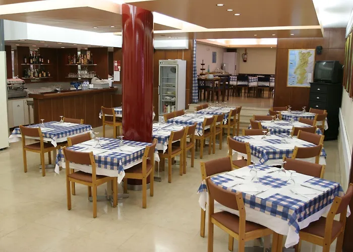 Dos Cavaleiros 3* טורס נובאס