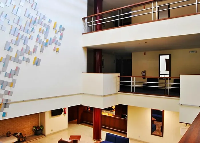 Dos Cavaleiros Hotel 3*