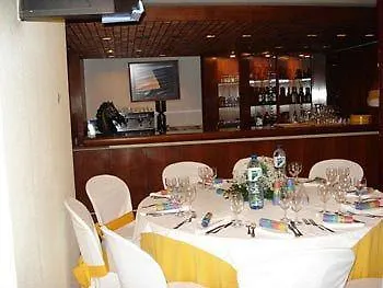 Dos Cavaleiros 3* טורס נובאס